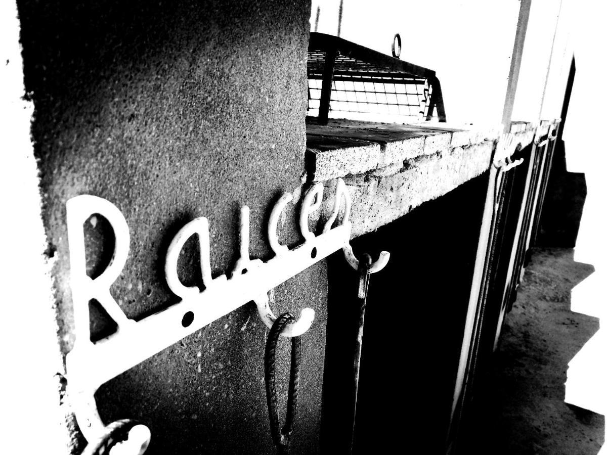 Raices Aparthotel Puerto Piramides Exterior photo